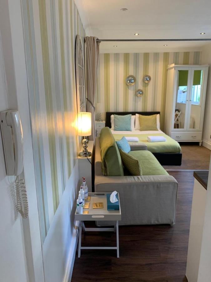ברייטון Between Piers, The Stylish Studio Flat In Cannon Place מראה חיצוני תמונה